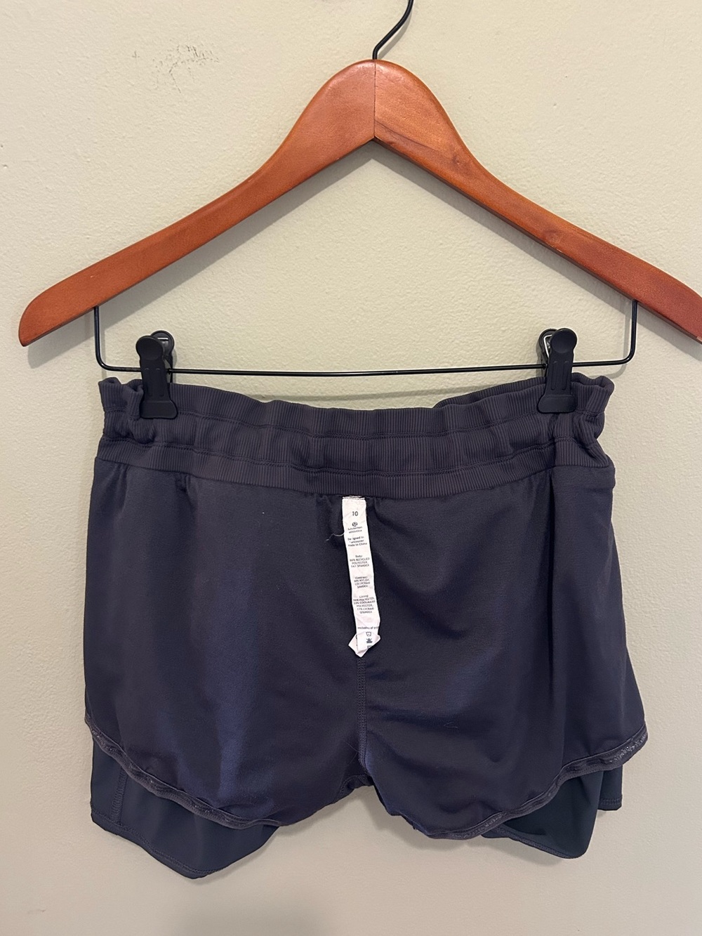 Lululemon Pleated Skort Size 10 - Picture 4 of 5